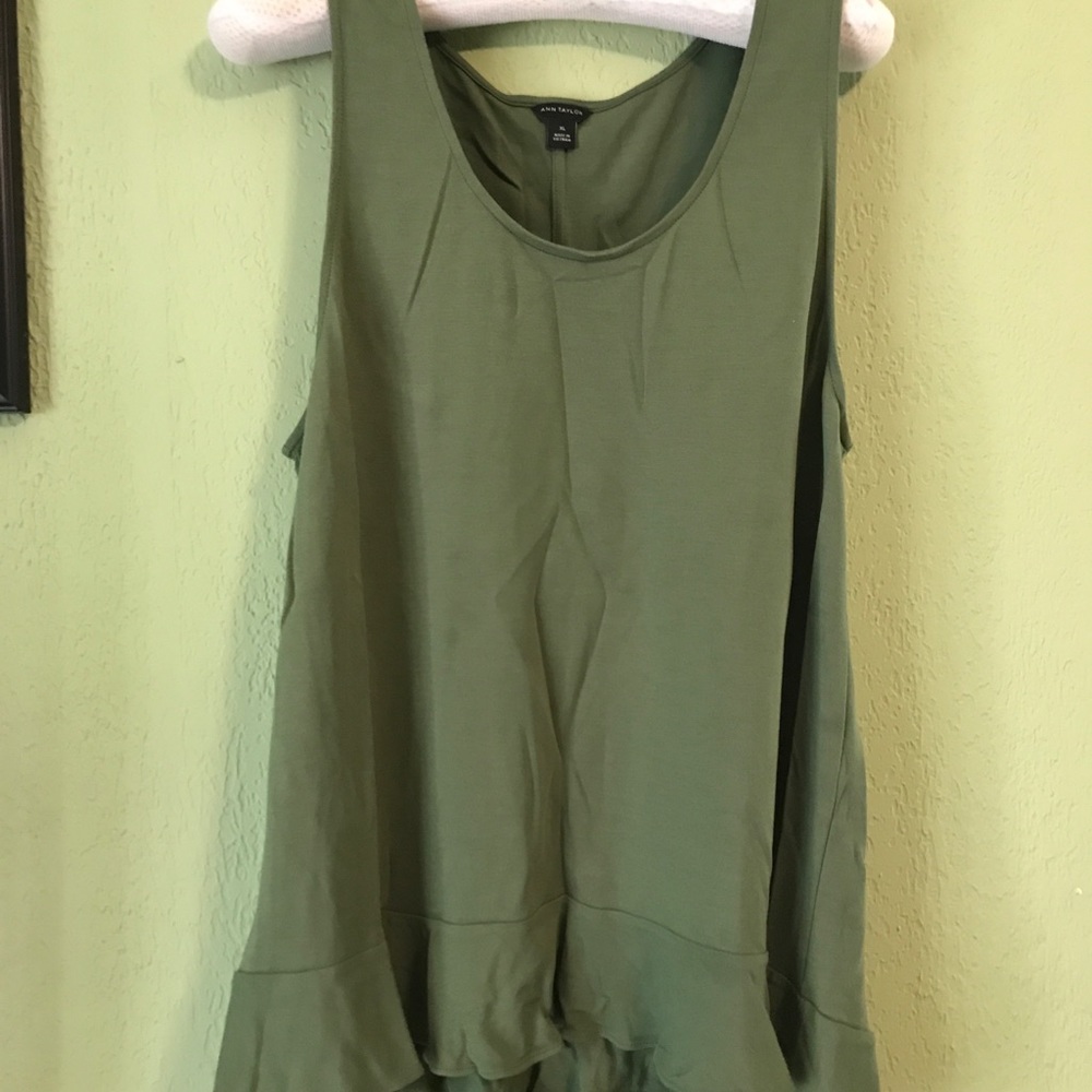 Ann Taylor sleeveless T-shirt with flounce bottom
